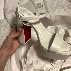 Christian Loubutin White Heel